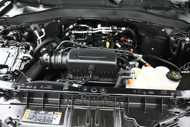 Certified 2023 Ford Explorer XLT w/ Equipment Group 202A AWD/4WD image 36