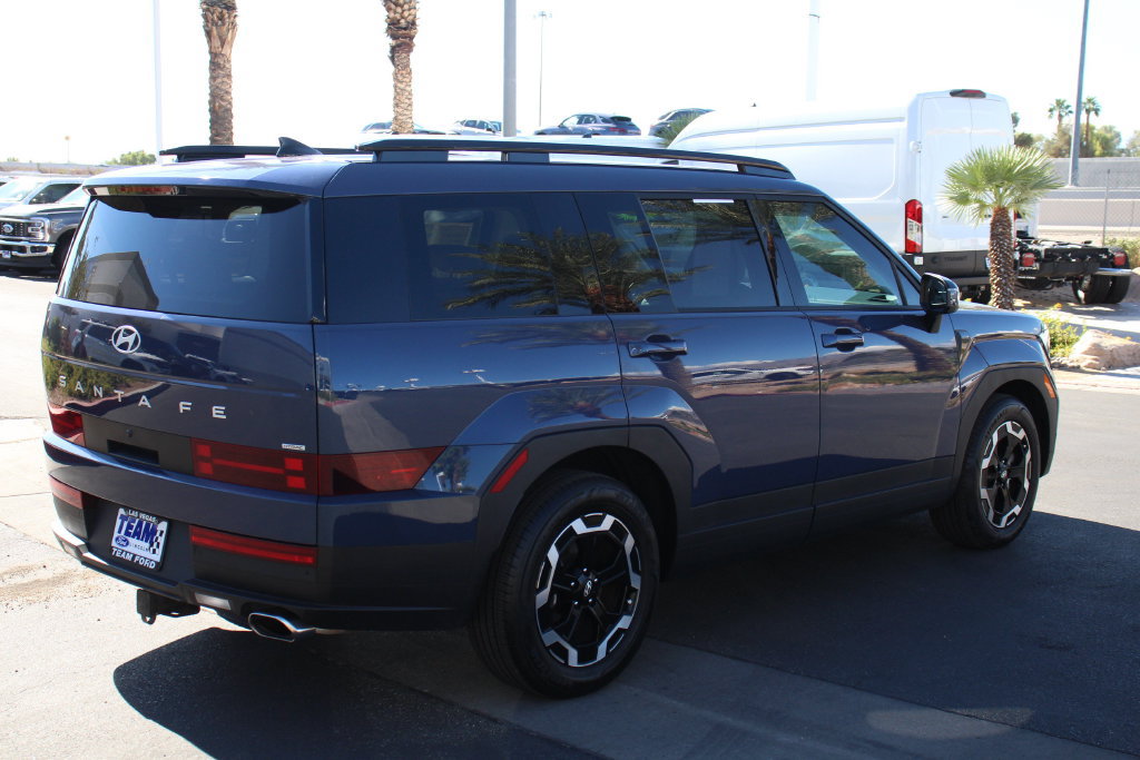 Used 2025 Hyundai Santa Fe SEL AWD/4WD image 8