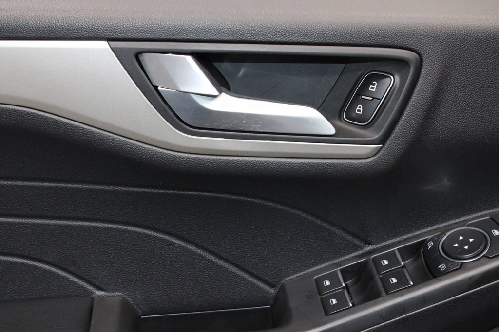 Certified 2021 Ford Escape SE FWD image 24