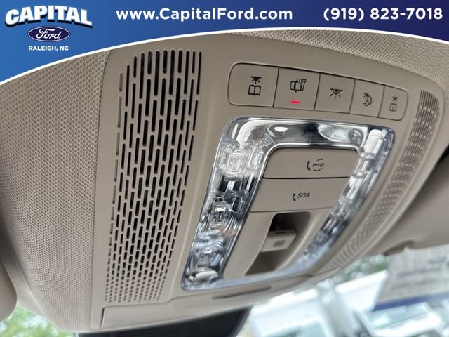 Used 2021 Mercedes-Benz GLS 450 4MATIC image 33