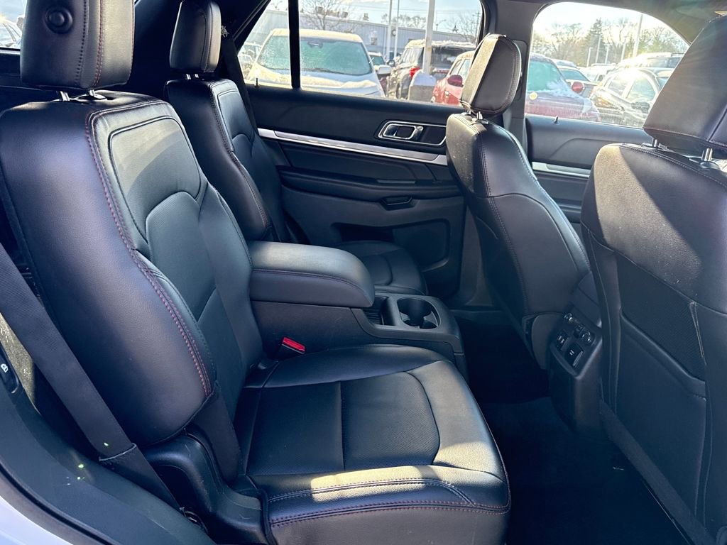 Certified 2018 Ford Explorer Sport w/ Equipment Group 401A image 9