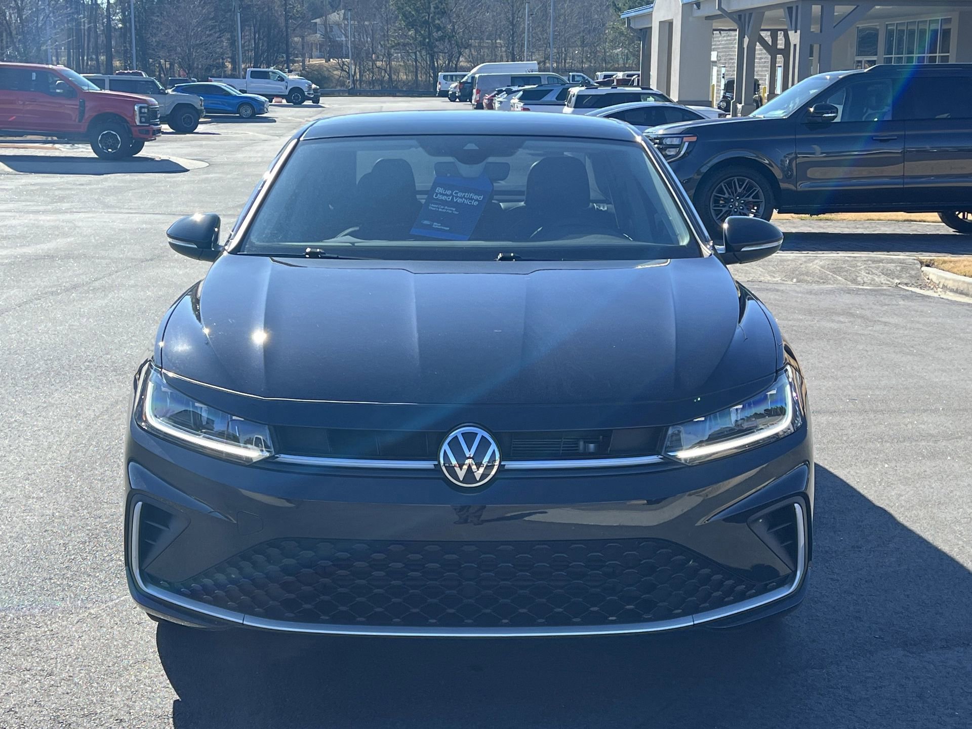 Used 2025 Volkswagen Jetta SEL image 8