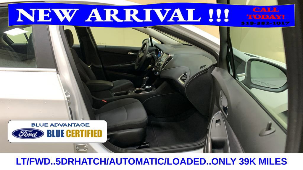 Used 2018 Chevrolet Cruze LT image 13