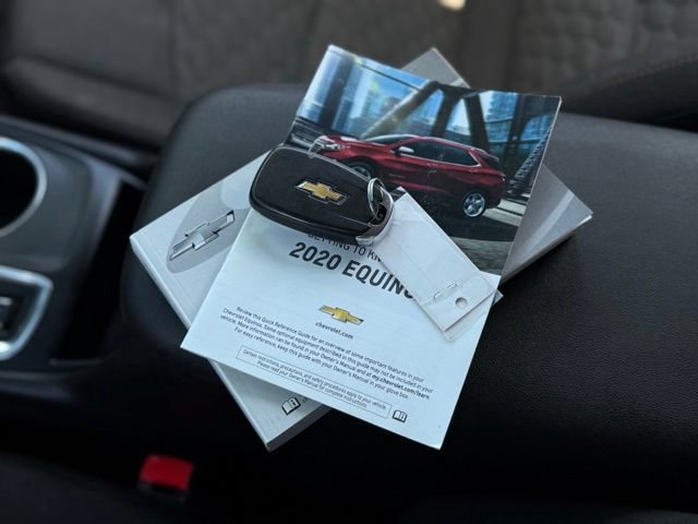 Used 2020 Chevrolet Equinox LT w/ Driver Convenience Package FWD image 4