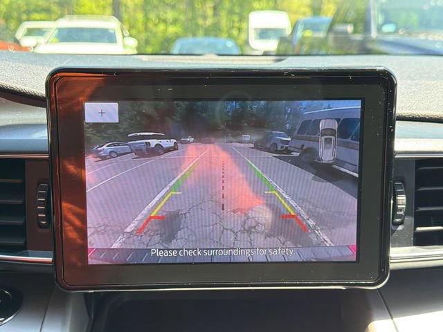Certified 2020 Ford Explorer XLT w/ Equipment Group 202A AWD/4WD image 29