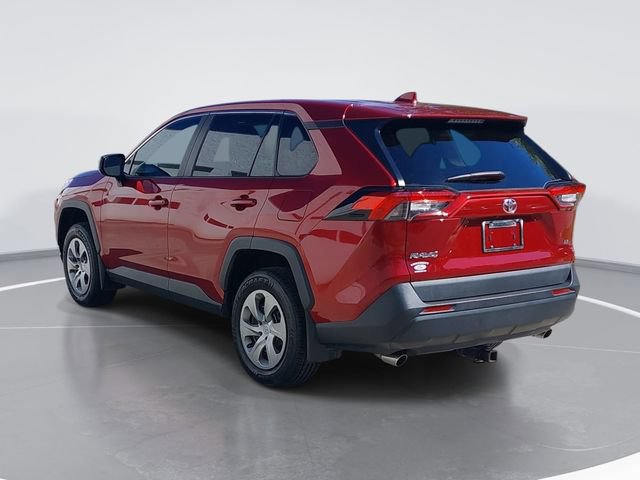 Used 2023 Toyota RAV4 LE FWD image 5