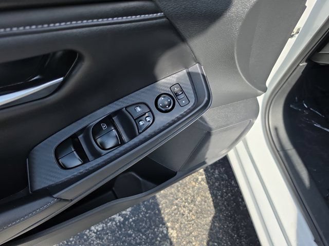 Used 2023 Nissan Sentra SV w/ All-Weather Package FWD image 18