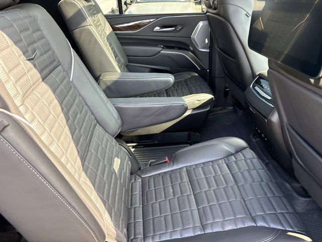 Used 2024 Cadillac Escalade Sport Platinum w/ Heavy-Duty Trailer Package image 23
