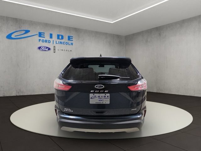 Certified 2022 Ford Edge SEL w/ Convenience Package AWD/4WD image 9