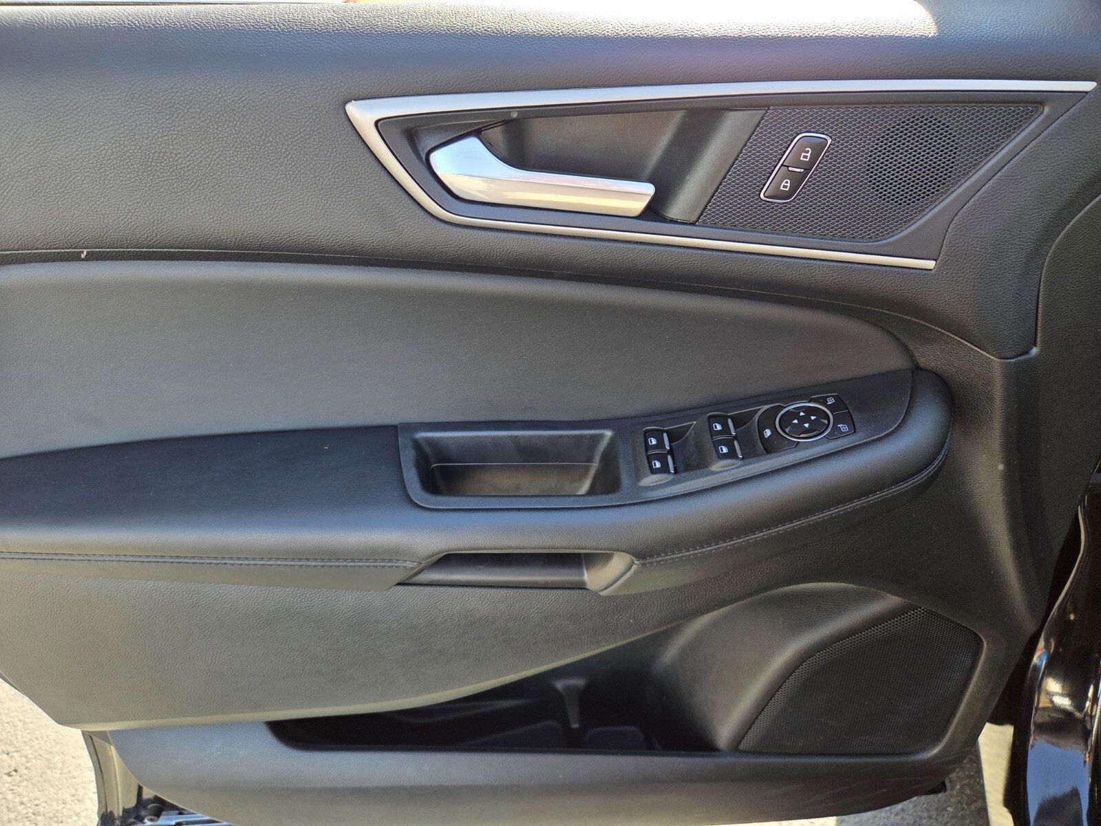 Certified 2022 Ford Edge SEL w/ Convenience Package image 17