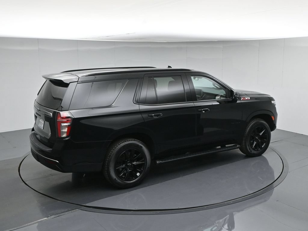 Used 2022 Chevrolet Tahoe Z71 w/ Luxury Package AWD/4WD image 47