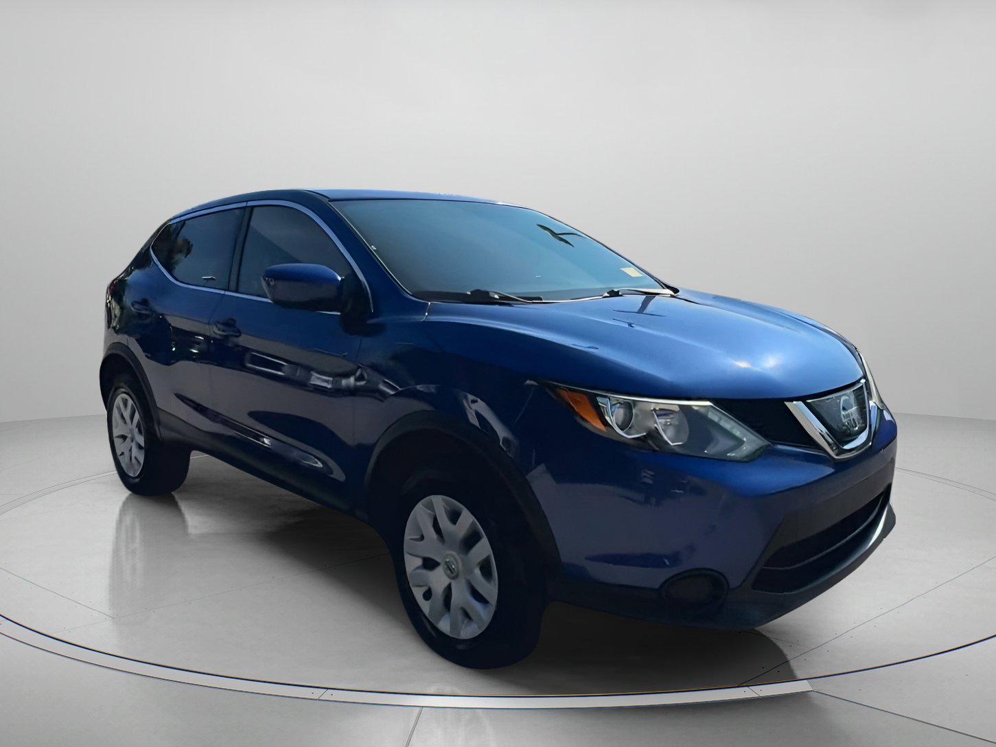 Used 2019 Nissan Rogue Sport S image 3