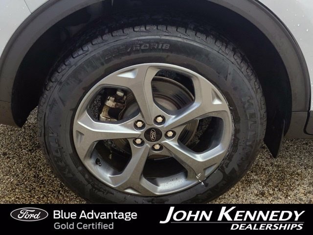 Certified 2025 Ford Escape ST-Line Select AWD/4WD image 37