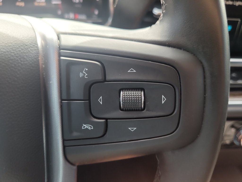 Used 2025 GMC Sierra 1500 Elevation w/ LPO, Elevation Black Package AWD/4WD image 28