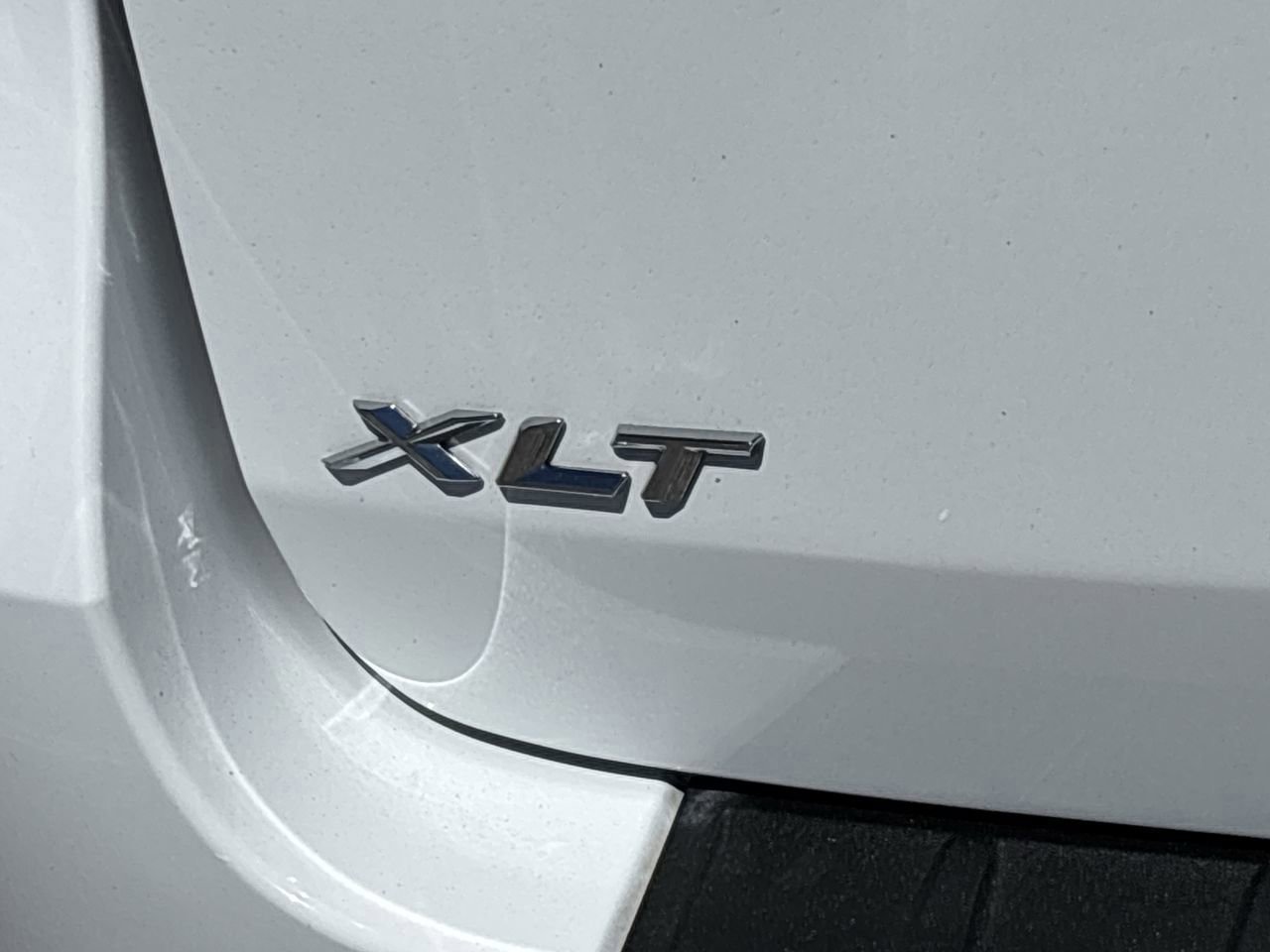 Certified 2023 Ford Explorer XLT w/ Equipment Group 202A image 16