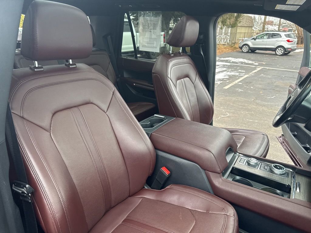 Certified 2023 Ford Expedition Limited image 35