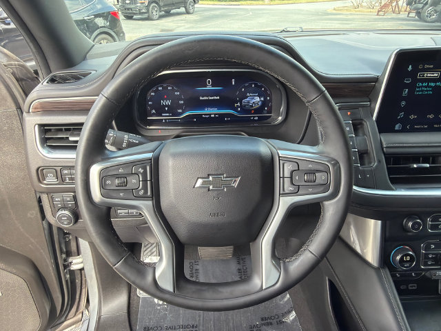 Used 2023 Chevrolet Suburban Z71 w/ Z71 Off-Road Package AWD/4WD image 26