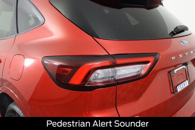 Certified 2023 Ford Escape ST-Line Elite AWD/4WD image 23