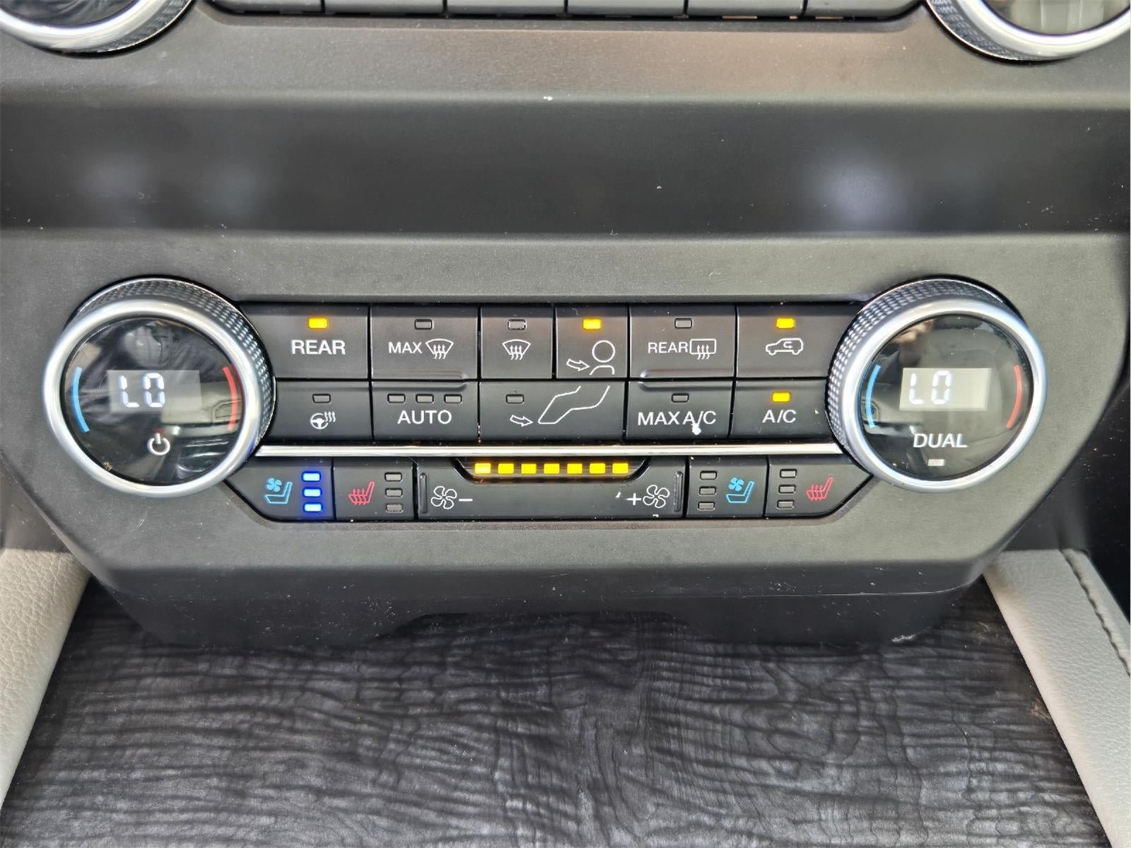 Certified 2021 Ford Expedition Max Limited RWD image 23