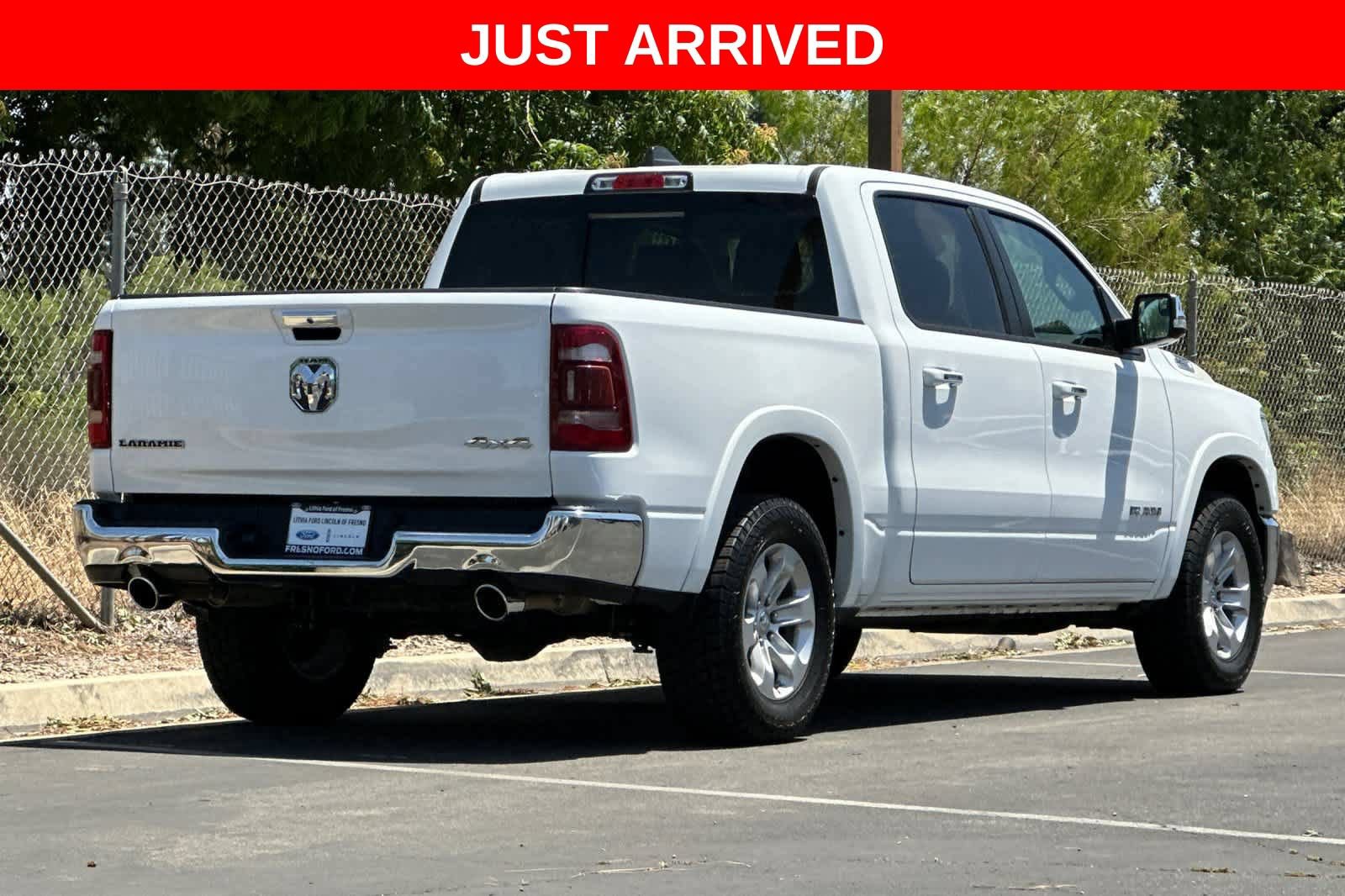 Used 2022 RAM 1500 Laramie AWD/4WD image 2