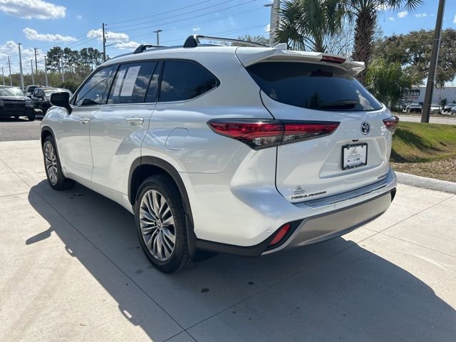 Used 2022 Toyota Highlander Platinum AWD/4WD image 6