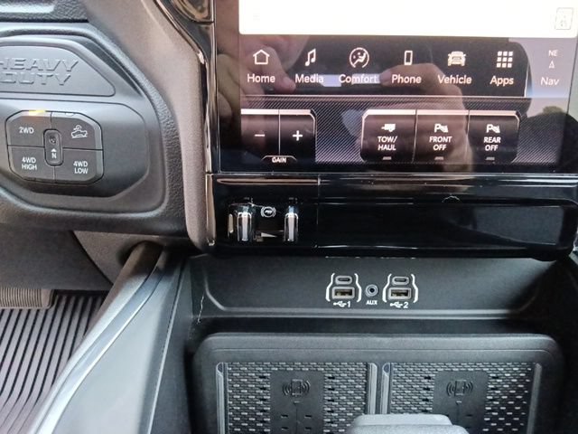 Used 2026 RAM 2500 Laramie AWD/4WD image 25