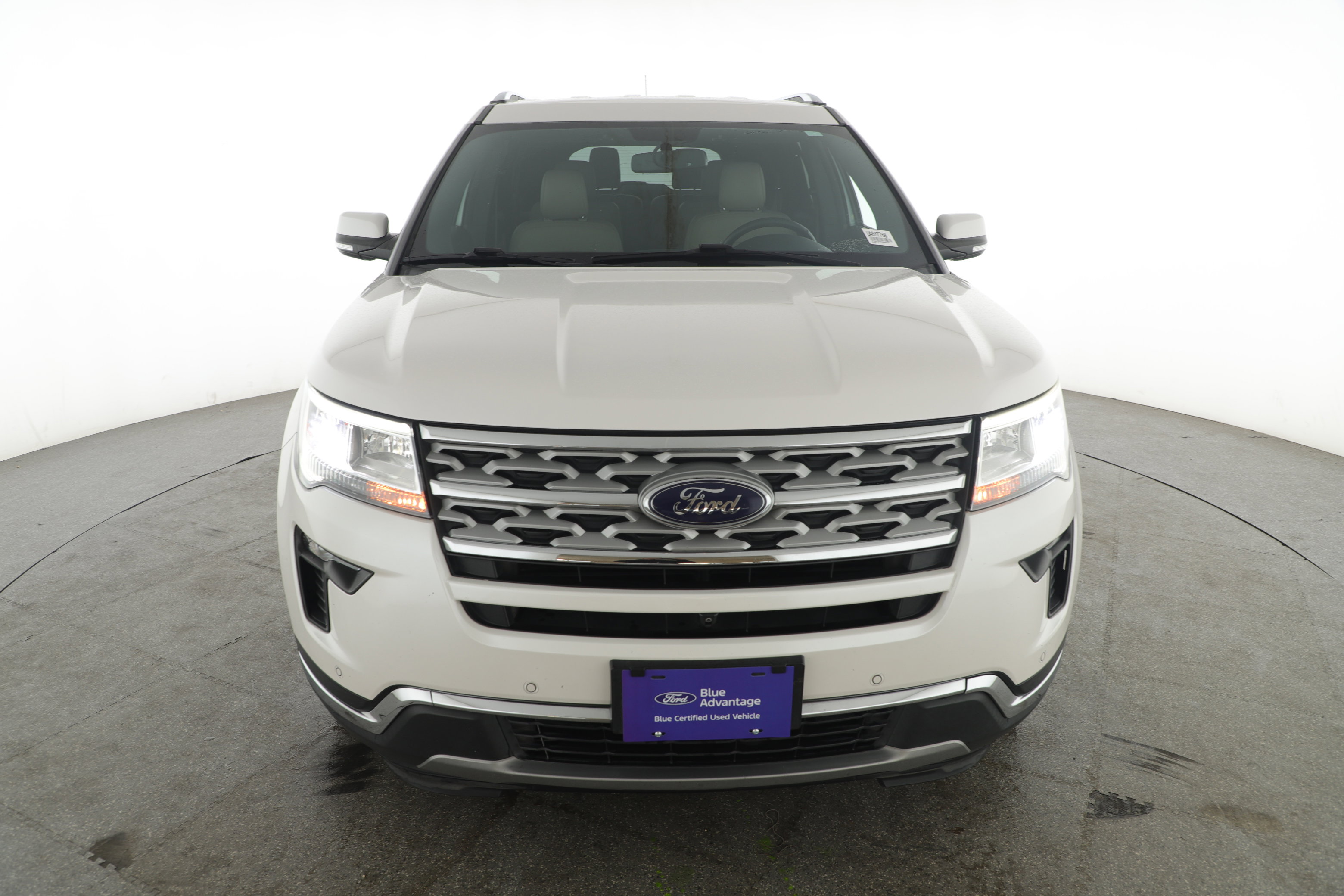 Certified 2019 Ford Explorer Limited image 2
