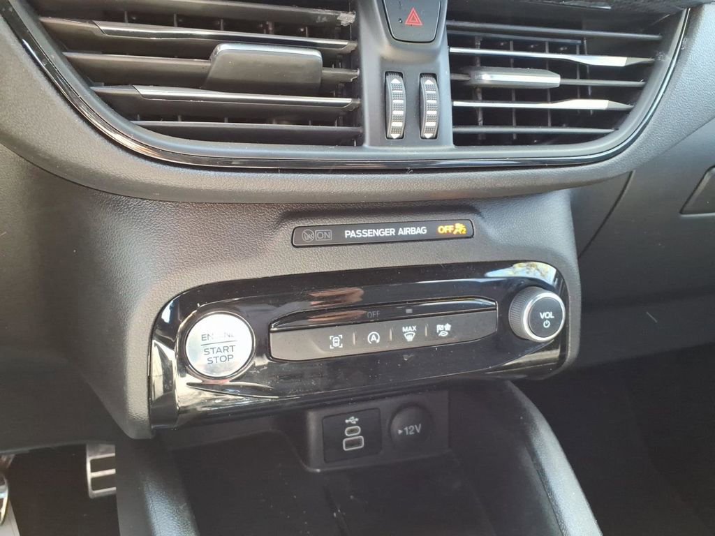 Certified 2024 Ford Escape ST-Line w/ Tech Pack #1 AWD/4WD image 23