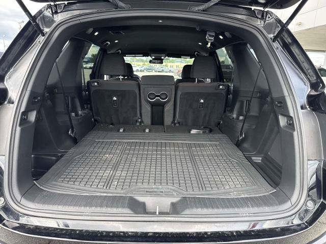 Used 2023 Honda Pilot Sport image 13
