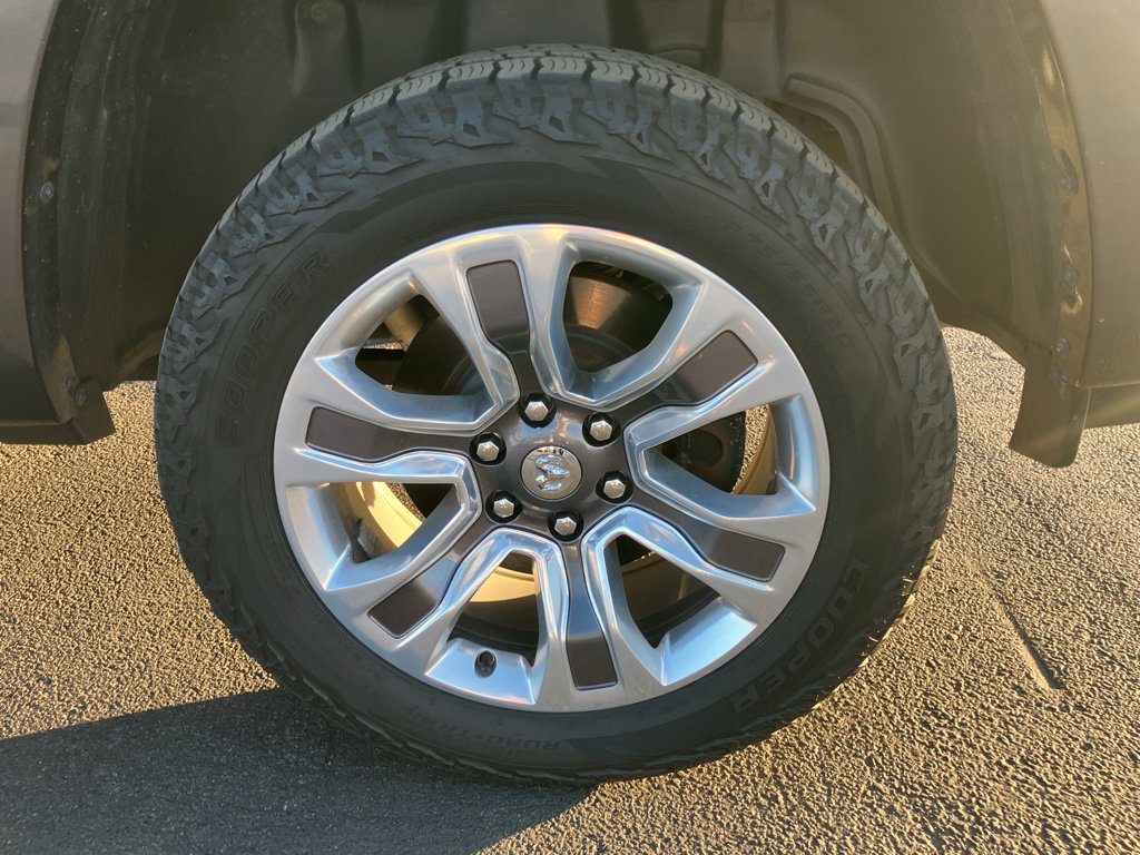 Used 2023 RAM 1500 Limited image 17