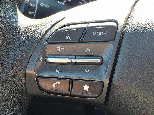 Used 2023 Hyundai Kona SEL AWD/4WD image 7