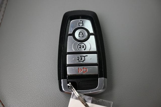 Certified 2025 Ford Expedition Active AWD/4WD image 25
