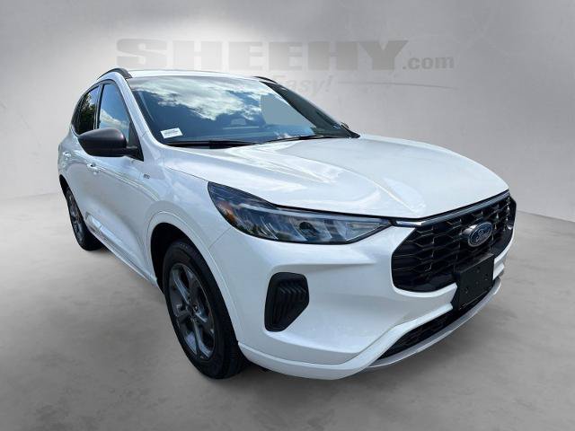 Certified 2024 Ford Escape ST-Line w/ Tech Pack #1 AWD/4WD image 2