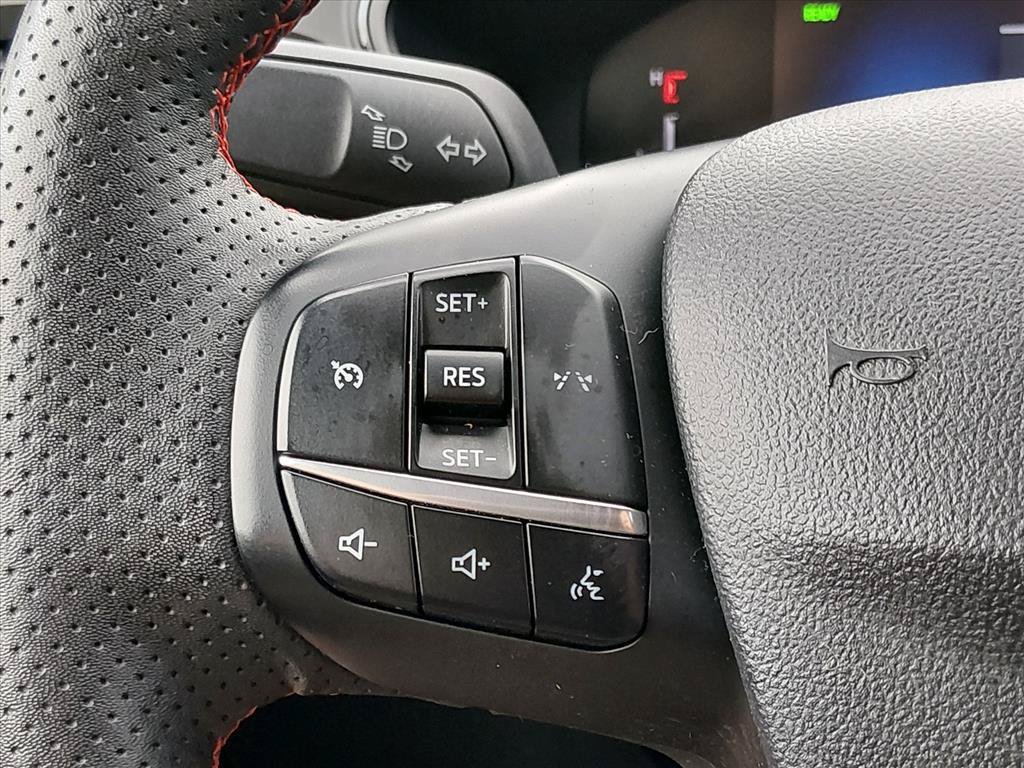 Certified 2024 Ford Escape ST-Line Select AWD/4WD image 23