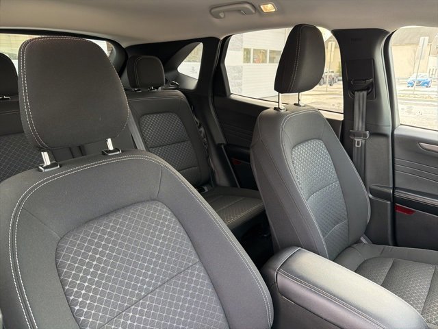 Certified 2025 Ford Escape Active w/ Cold Weather Package image 34