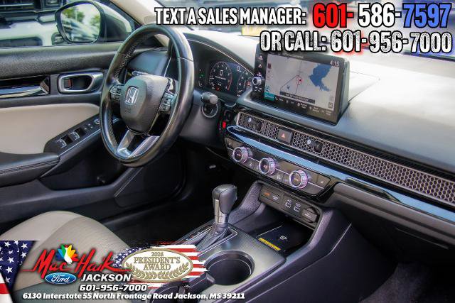 Used 2023 Honda Civic Touring image 7