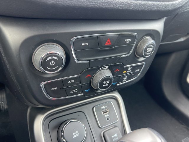 Used 2021 Jeep Compass 80th Special Edition image 17