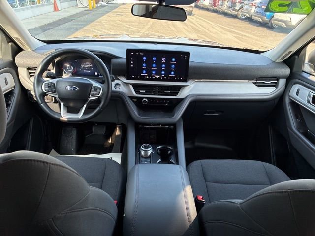 Certified 2025 Ford Explorer Active image 24