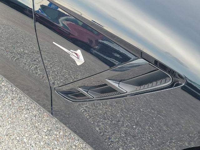 Used 2019 Chevrolet Corvette Stingray Convertible Z51 2LT RWD image 9
