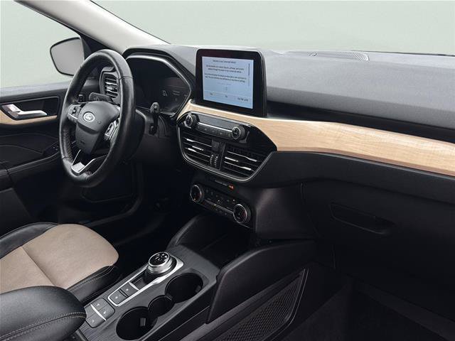 Certified 2022 Ford Escape Titanium w/ Titanium Premium Package FWD image 13