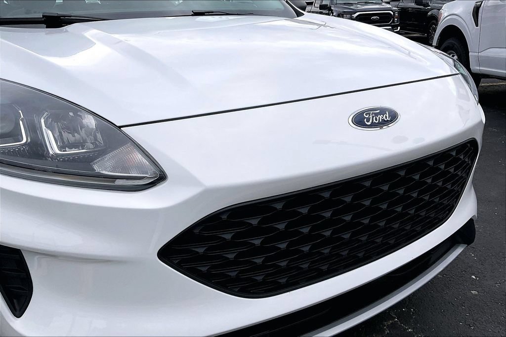 Certified 2022 Ford Escape S AWD/4WD image 31
