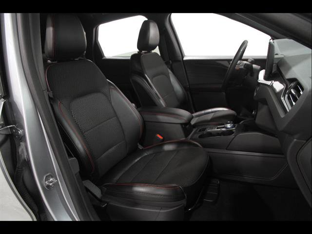 Certified 2023 Ford Escape ST-Line w/ Tech Pack #1 AWD/4WD image 17
