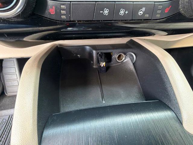 Certified 2022 Ford Escape Titanium AWD/4WD image 27