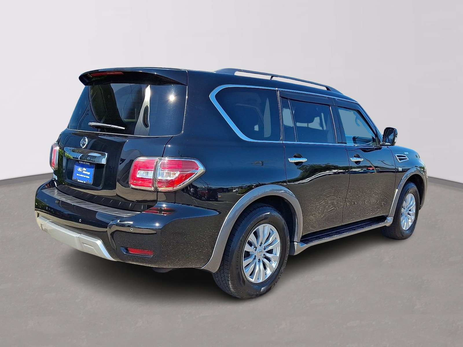 Used 2017 Nissan Armada SV w/ Driver Package RWD image 6