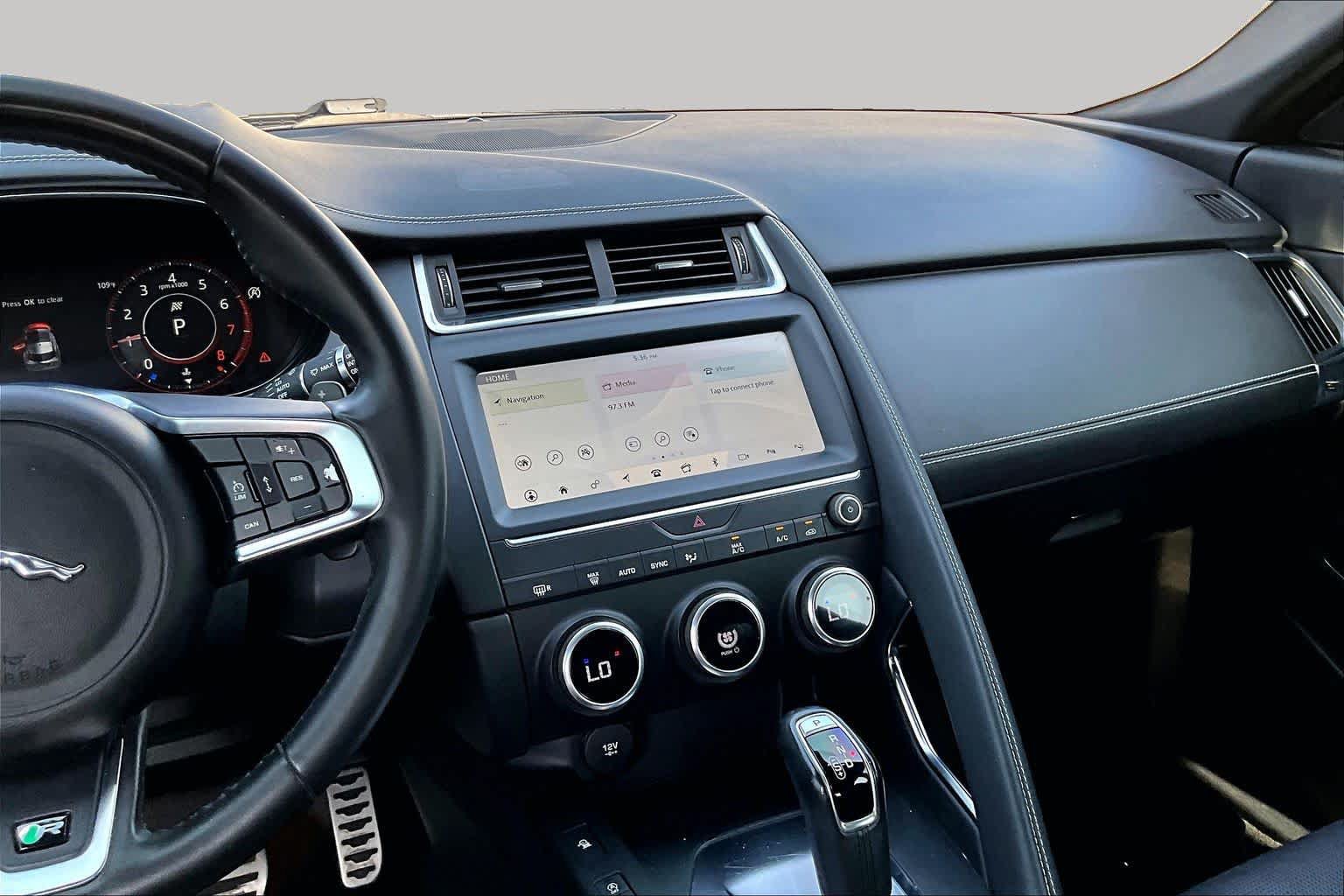 Used 2019 Jaguar E-PACE R-Dynamic SE AWD/4WD image 6
