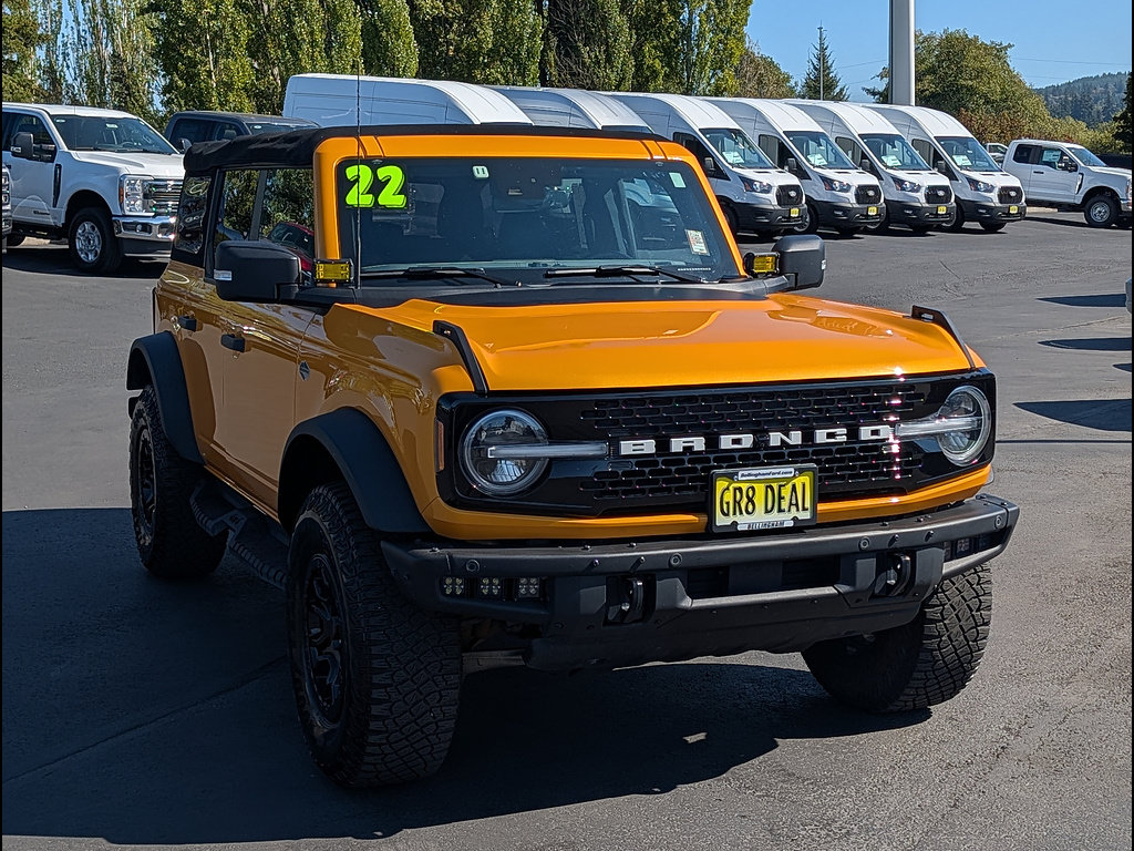 Certified 2022 Ford Bronco Wildtrak AWD/4WD image 3