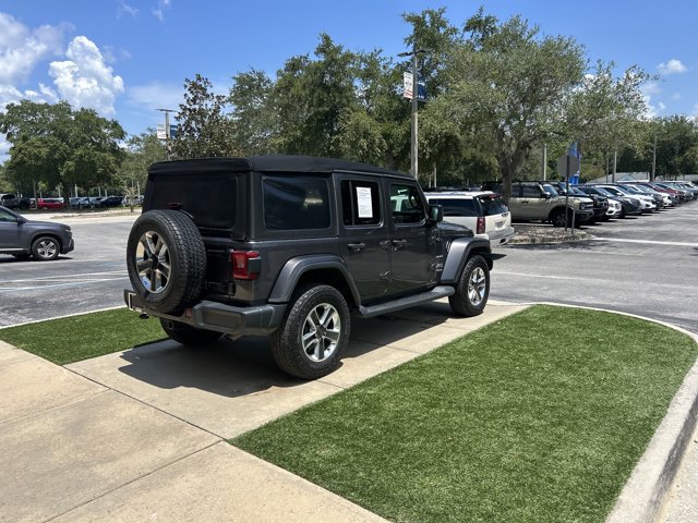 Used 2021 Jeep Wrangler Unlimited Sahara AWD/4WD image 5