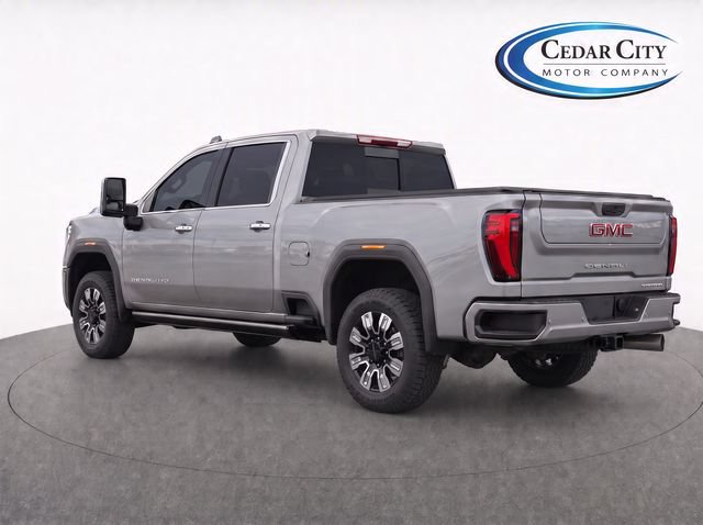 Used 2025 GMC Sierra 3500 Denali w/ Denali Reserve Package AWD/4WD image 3