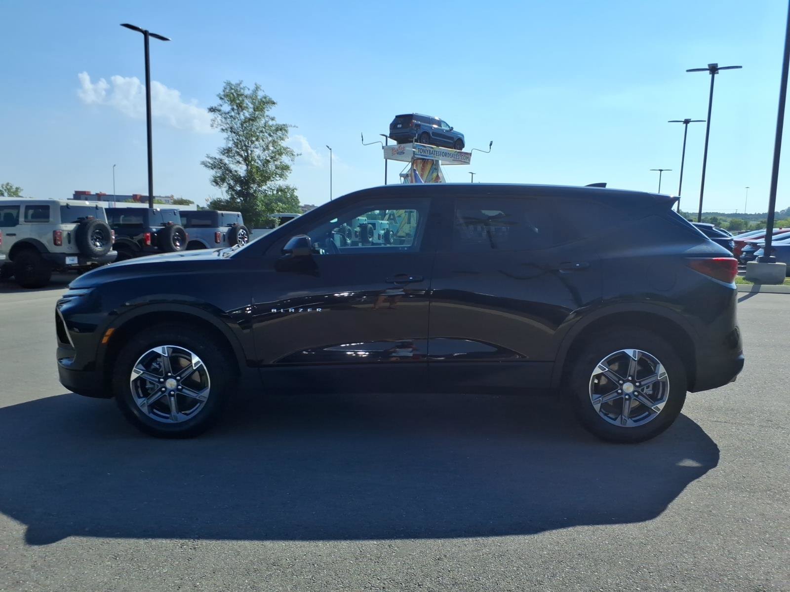 Used 2025 Chevrolet Blazer LT AWD/4WD image 6