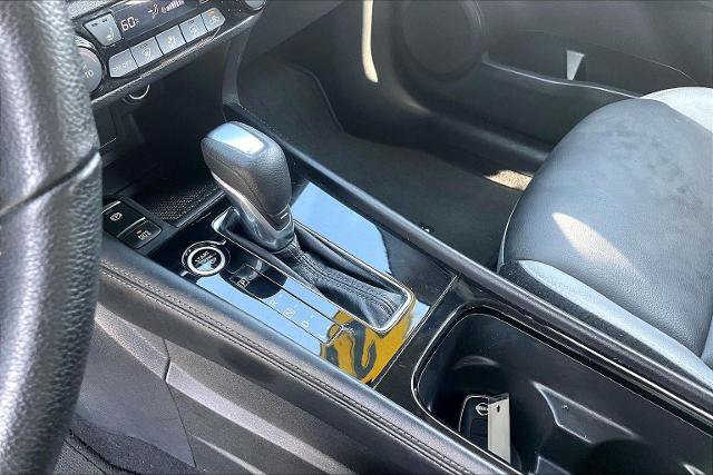 Used 2023 Nissan Kicks SR w/ SR Premium Package FWD image 15